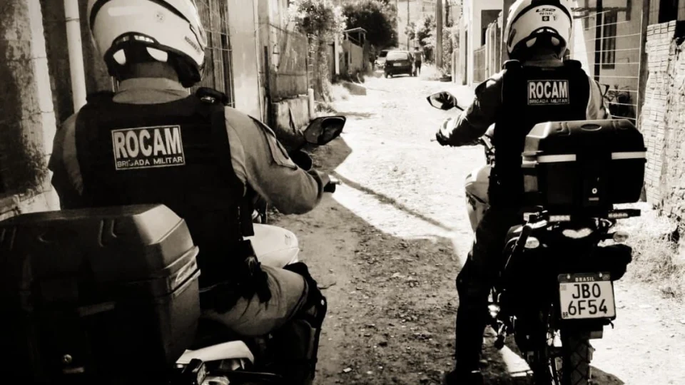 Brigada Militar prende foragido com antecedentes por homicídio em Santa Maria