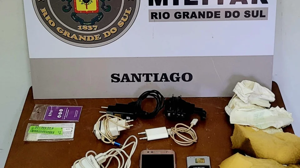 Homem é preso em Santiago com materiais que seriam arremessados ao presídio de Jaguari