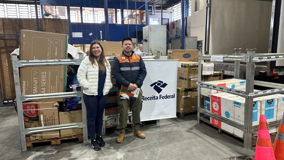 Receita Federal destina mais de R$ 70 mil em mercadorias apreendidas para ações educativas e fiscais em Santiago
