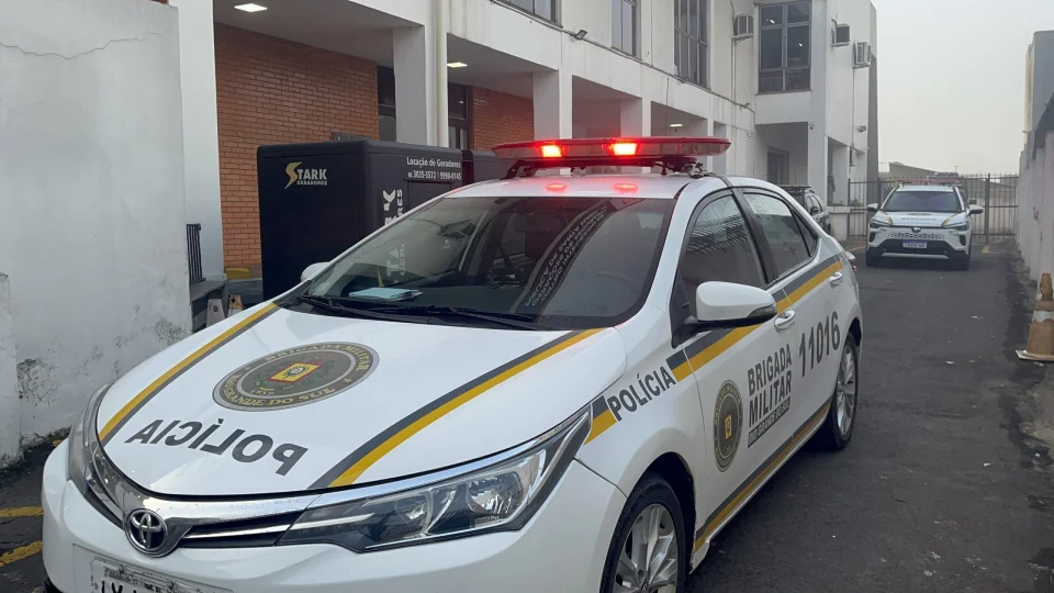 PM aposentado se entrega após quase 12 horas de negociação em Santa Maria, diz comandante do 1º RPMon